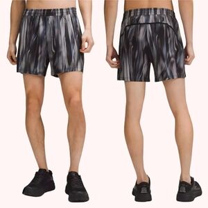 Lulu Pace Breaker Linerless Short 5" - Chroma Blur Multi - Size M